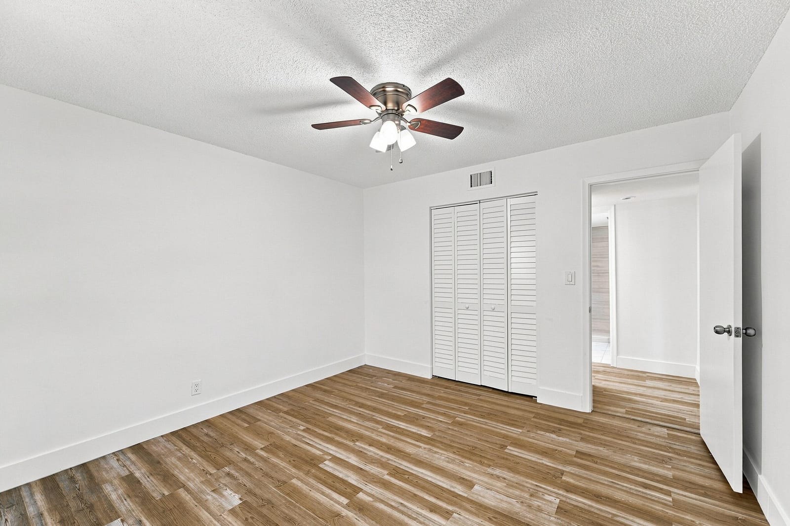 3101 Oakland Shores Drive H210 — photo 10