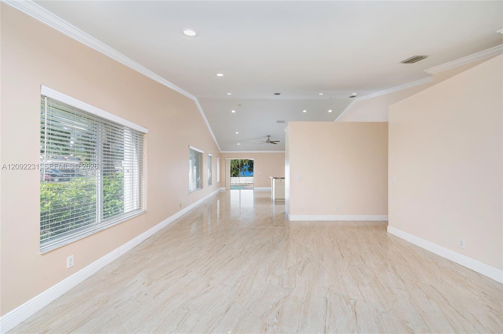 890 San Remo Drive — photo 11
