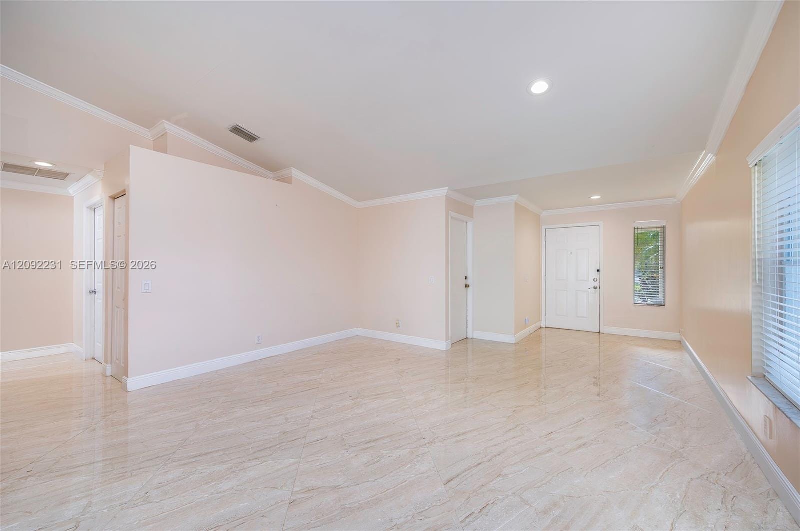 890 San Remo Drive — photo 12
