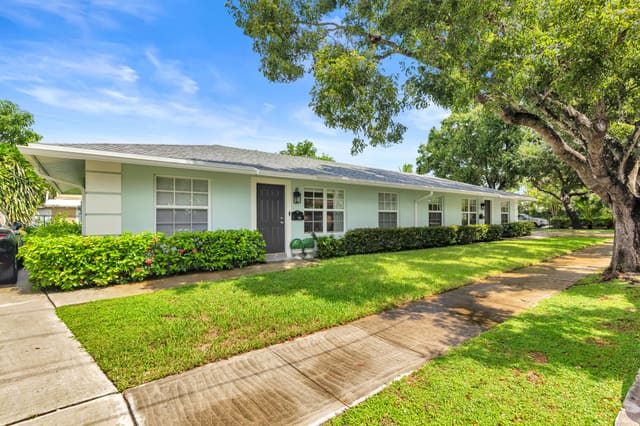 705 New York Street, West Palm Beach, FL 33401