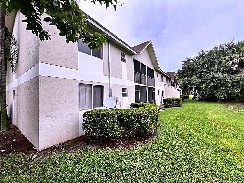 719 GARDENS Drive 206, Pompano Beach, FL 33069 photo 1