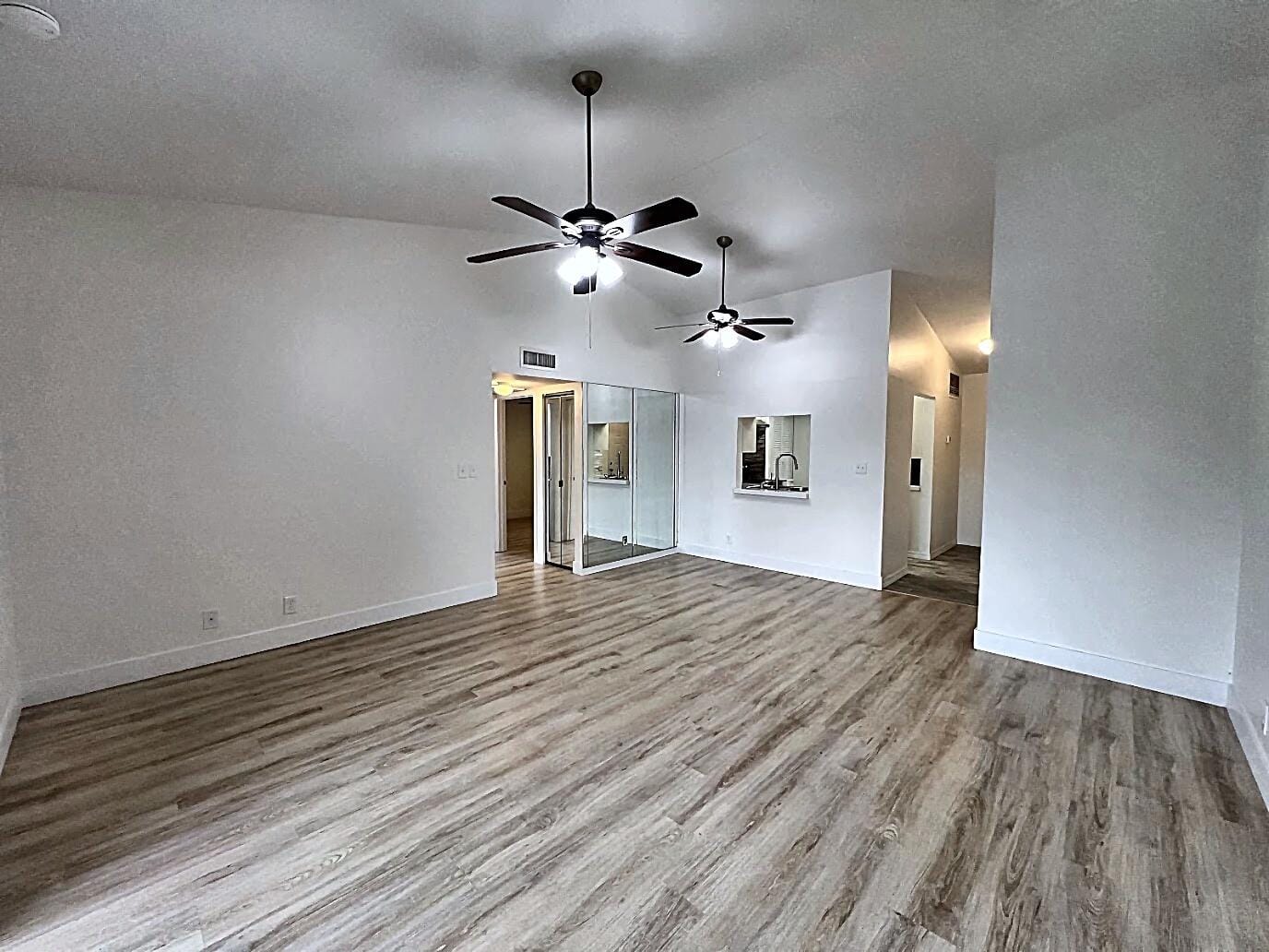 719 GARDENS Drive 206, Pompano Beach, FL 33069 photo 2