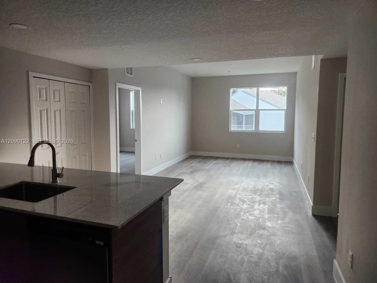 4424 S Texas Avenue 309, Orlando, FL 32839 photo 5