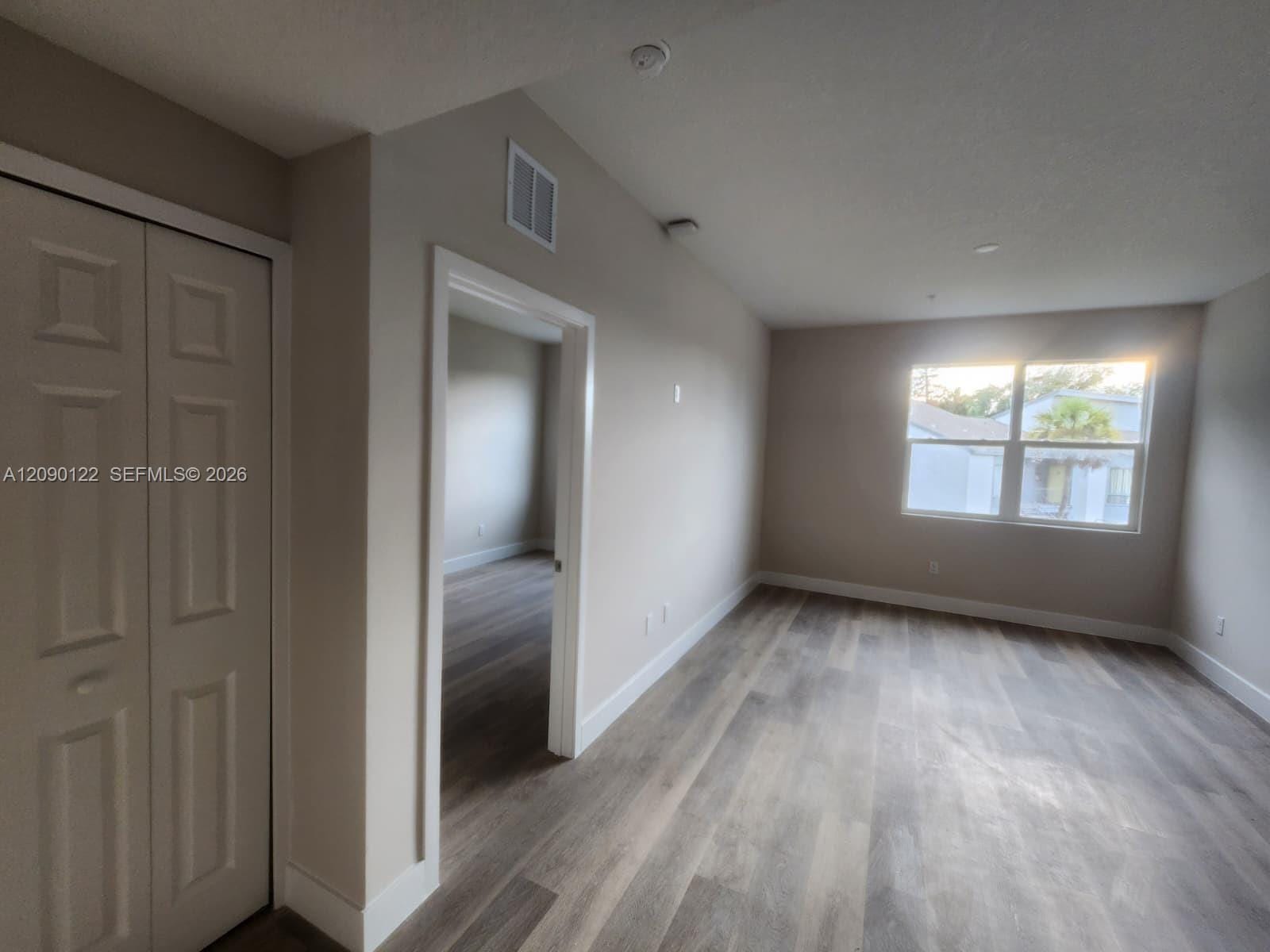 4424 S Texas Avenue 309, Orlando, FL 32839 photo 6