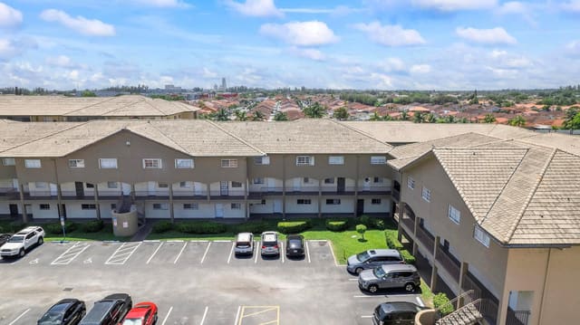 8851 NW 119th Street 5105, Hialeah, FL 33018