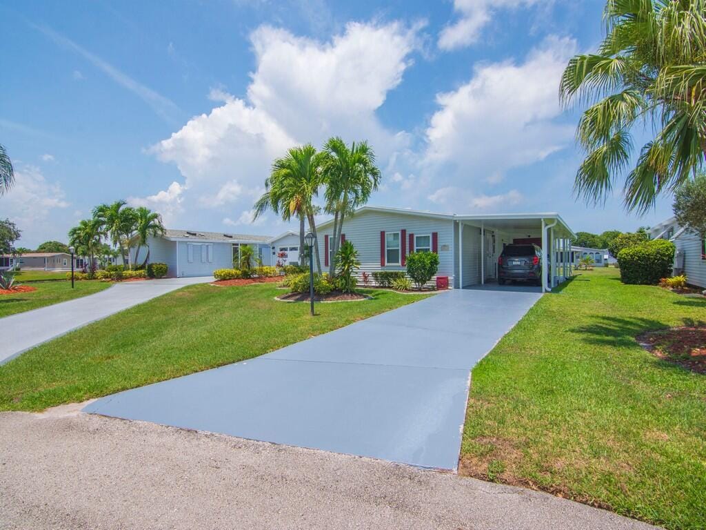 8471 Schefflera Court, Port St. Lucie, FL 34952 photo 2
