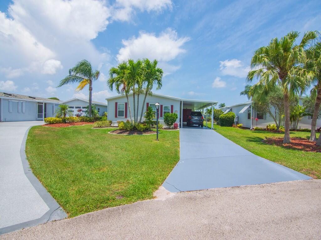 8471 Schefflera Court, Port St. Lucie, FL 34952 photo 3