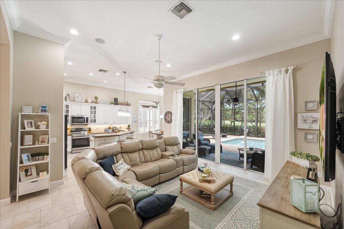 8809 CHAMPIONS Way, Port St. Lucie, FL 34986 photo 14