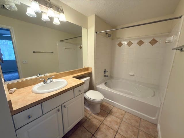 8201 Myrtlewood Circle W 201 — photo 6
