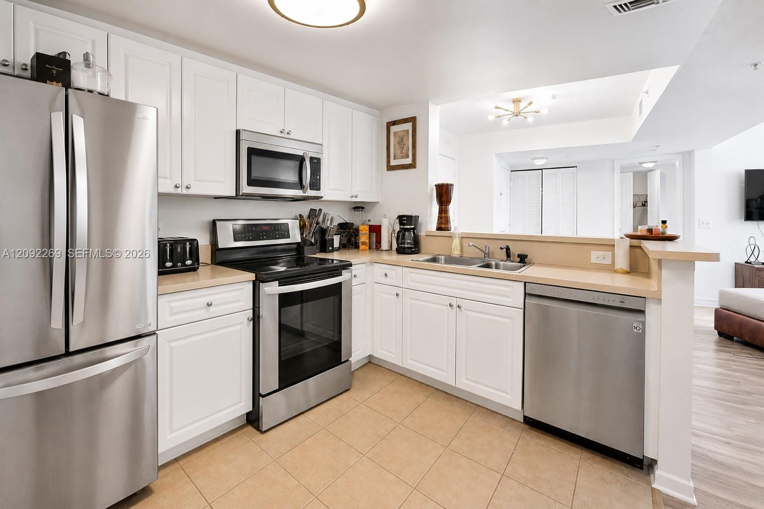 520 SE 5th Avenue 1308 — photo 4
