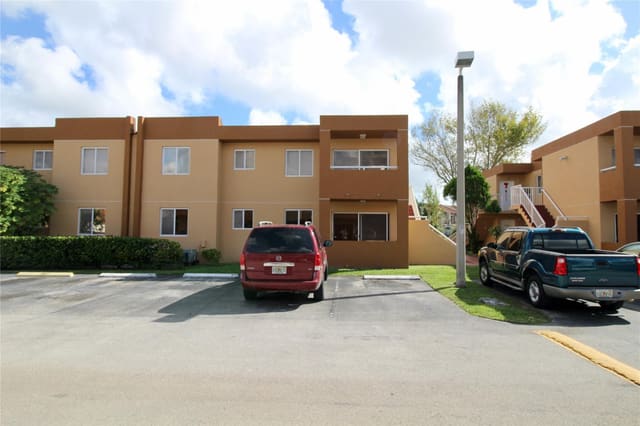 6225 SW 131ST Court 202, Miami, FL 33183