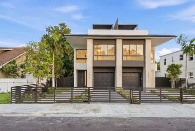 1017 SW 13th Court, Miami, FL 33135