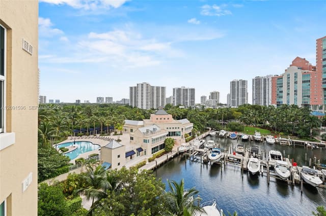 3340 NE 190th Street 708, Aventura, FL 33180