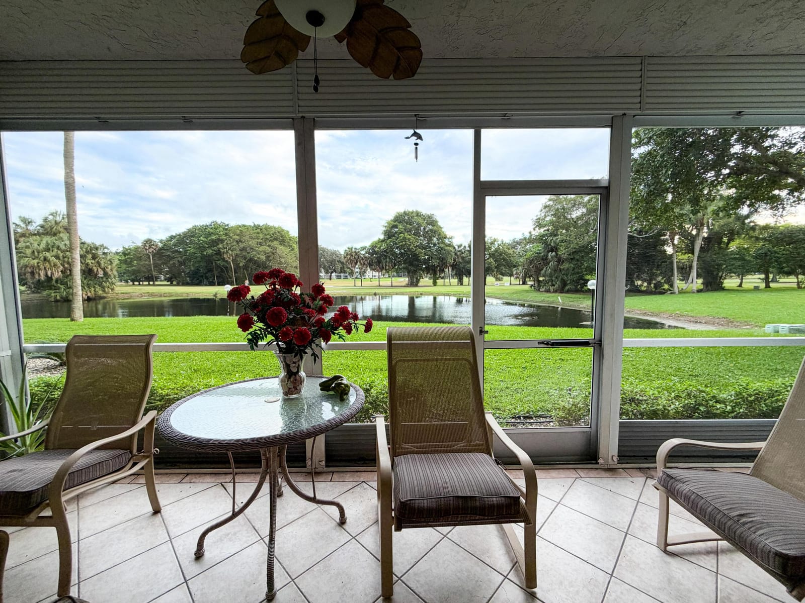 3510 OAKS Way 101 — photo 4