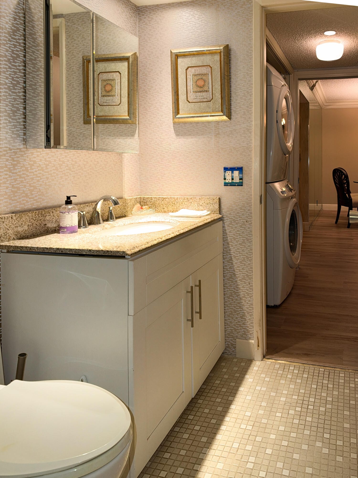 3510 OAKS Way 101 — photo 8