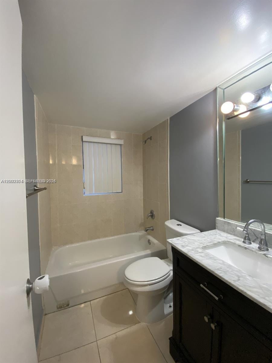 1735 W 60th Street M301, Hialeah, FL 33012 photo 16