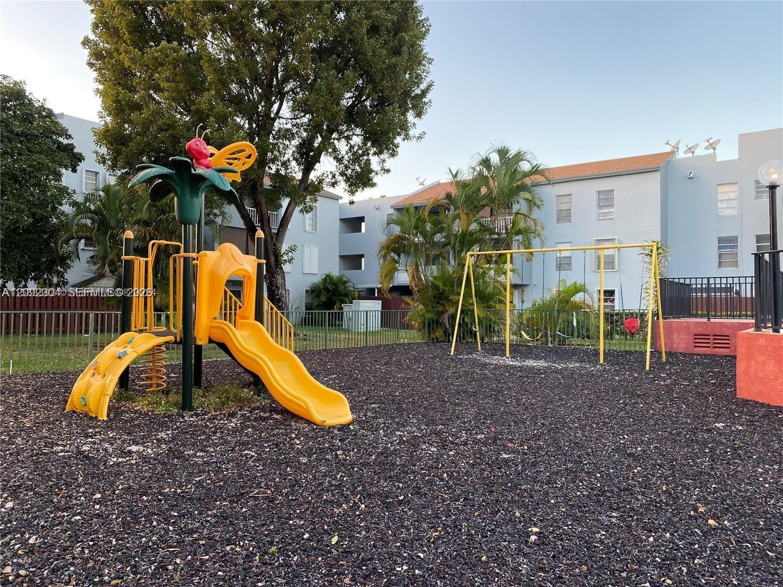 1735 W 60th Street M301, Hialeah, FL 33012 photo 27