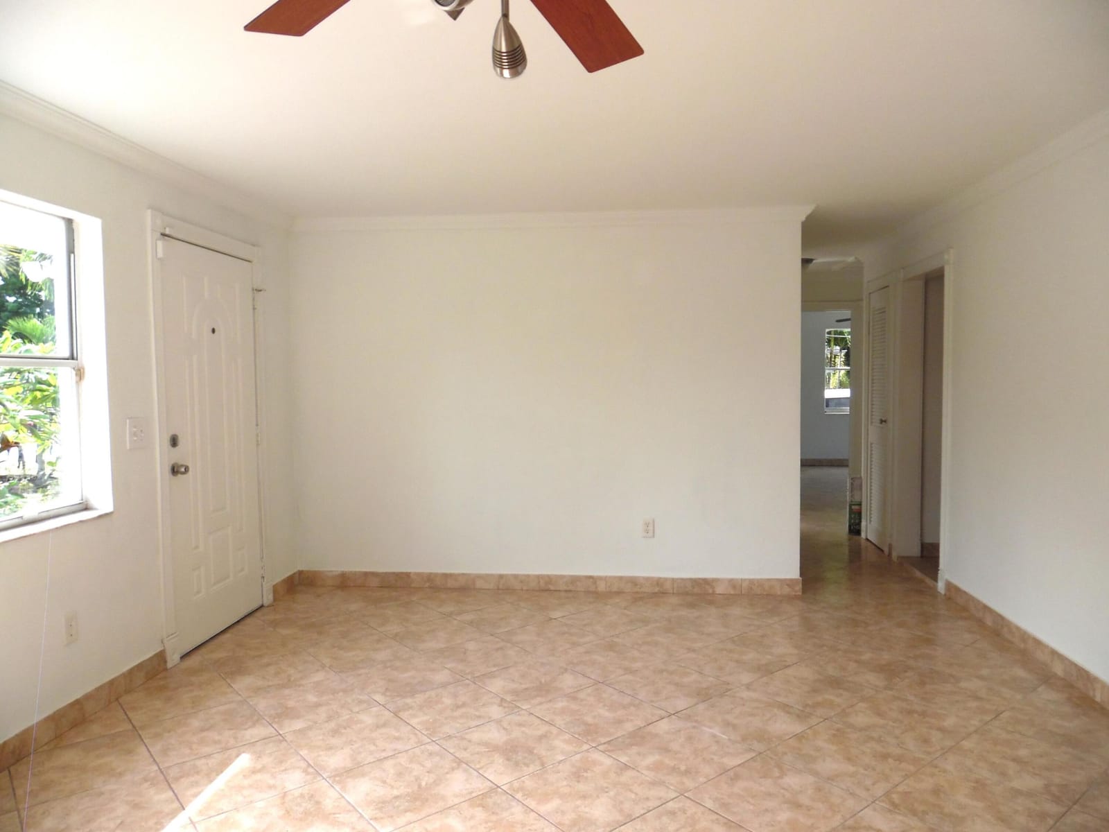 1205 Mathis Street — photo 3