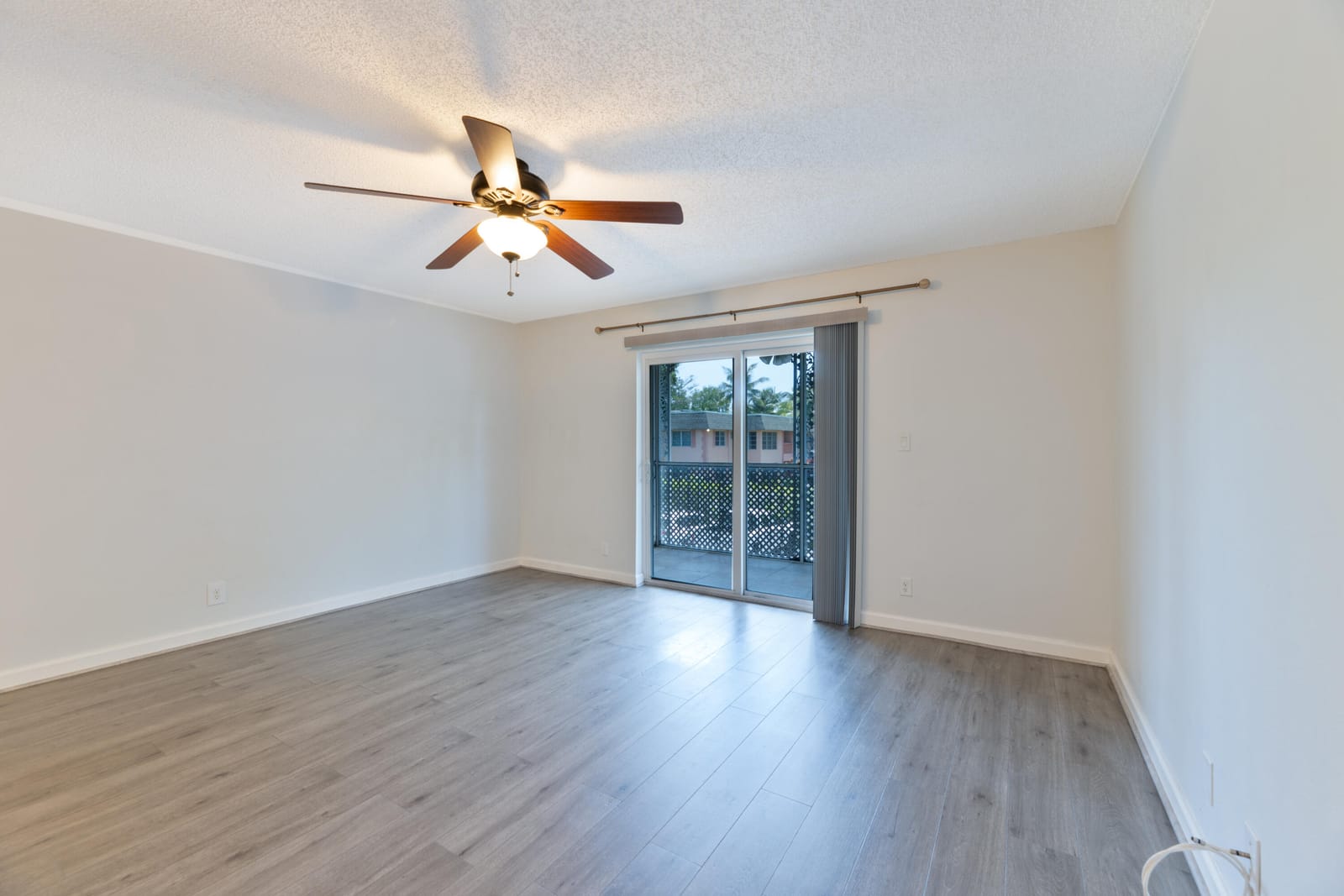 706 SE 2nd Avenue 429, Deerfield Beach, FL 33441 photo 9