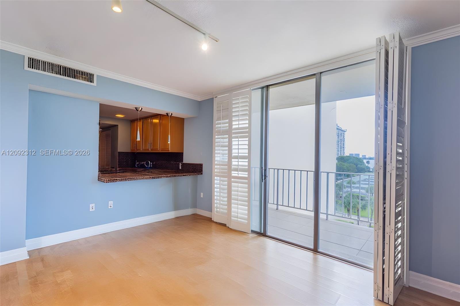 11111 Biscayne Boulevard 6B, Miami, FL 33181 photo 25