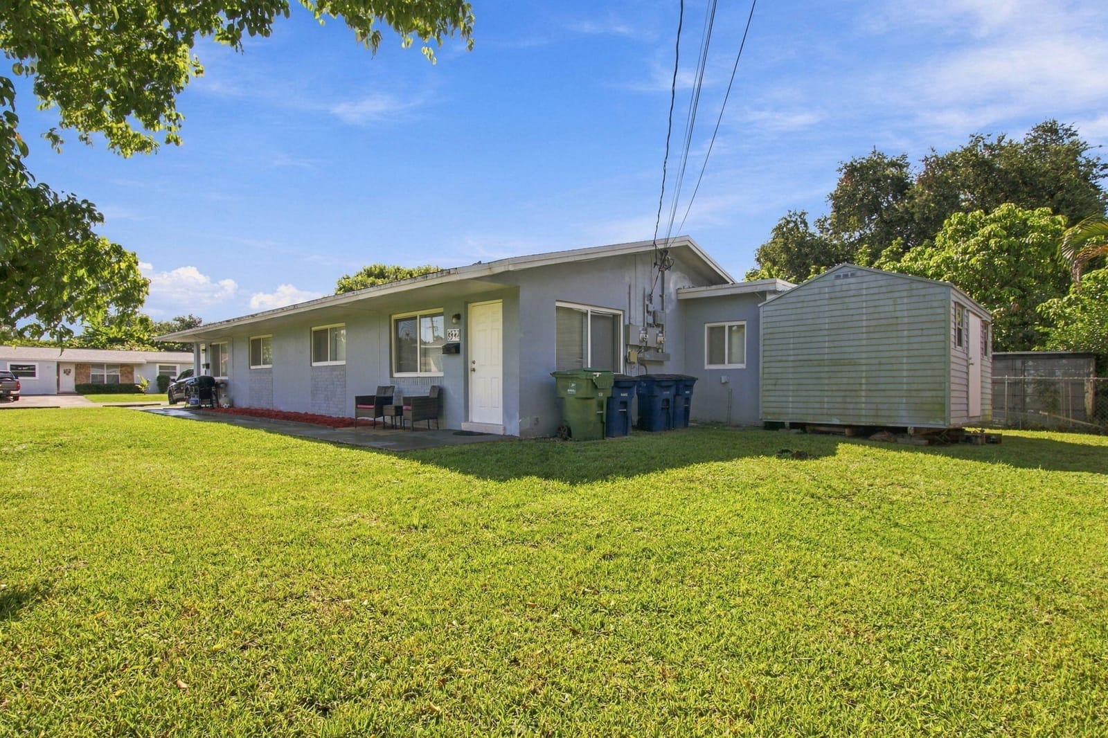 320 SW 10th Terrace — photo 4