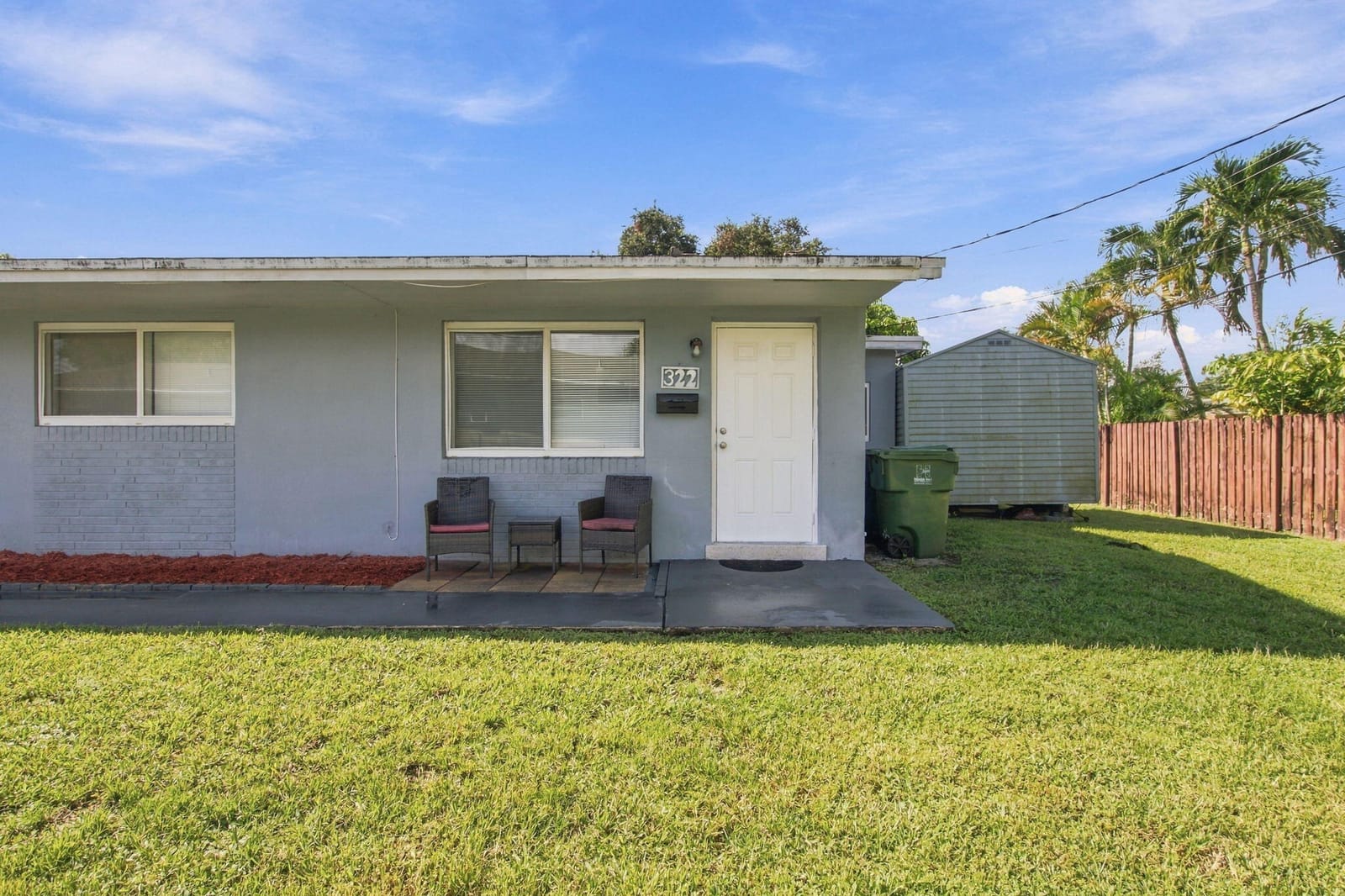 320 SW 10th Terrace — photo 5