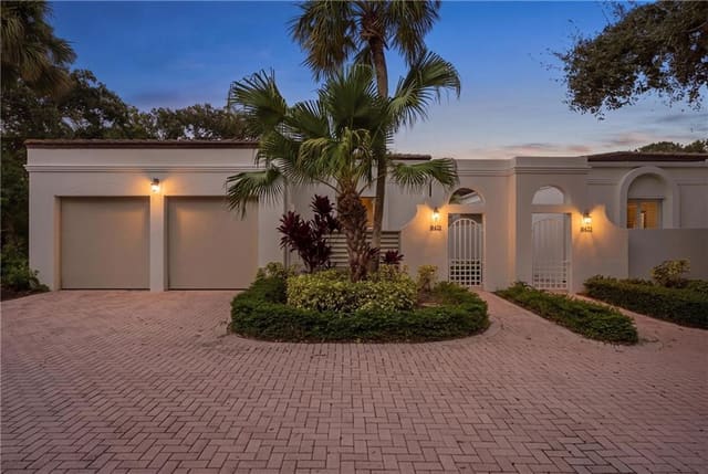 8421 SABAL PALM Court 8421, Indian River Shores, FL 32963