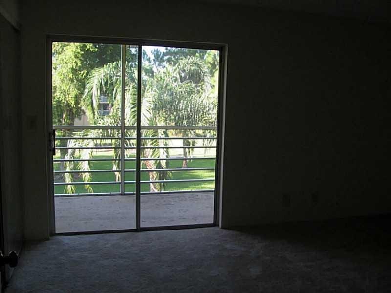 2000 SPRINGDALE Boulevard 311, Palm Springs, FL 33461 photo 6