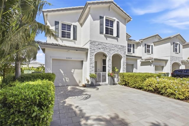 2605 SE 10th Street 2605, Homestead, FL 33035