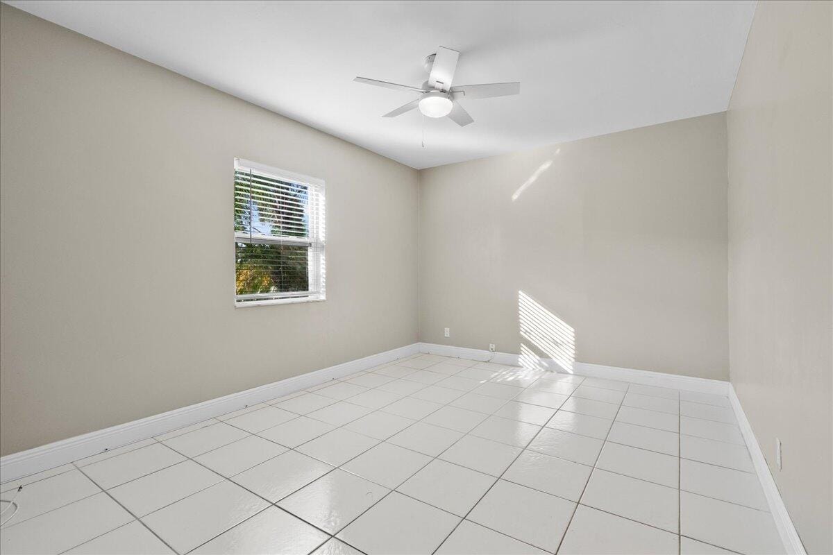 205 Palm Street — photo 11