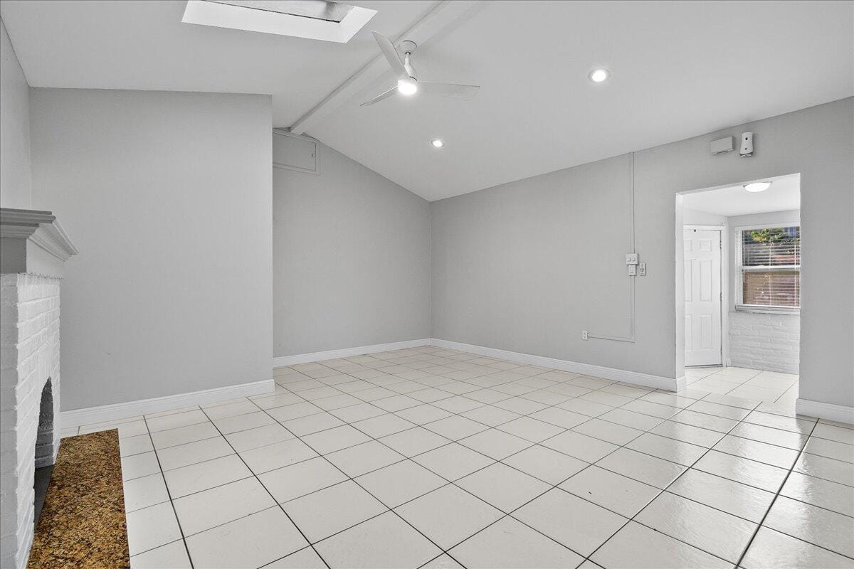205 Palm Street — photo 5