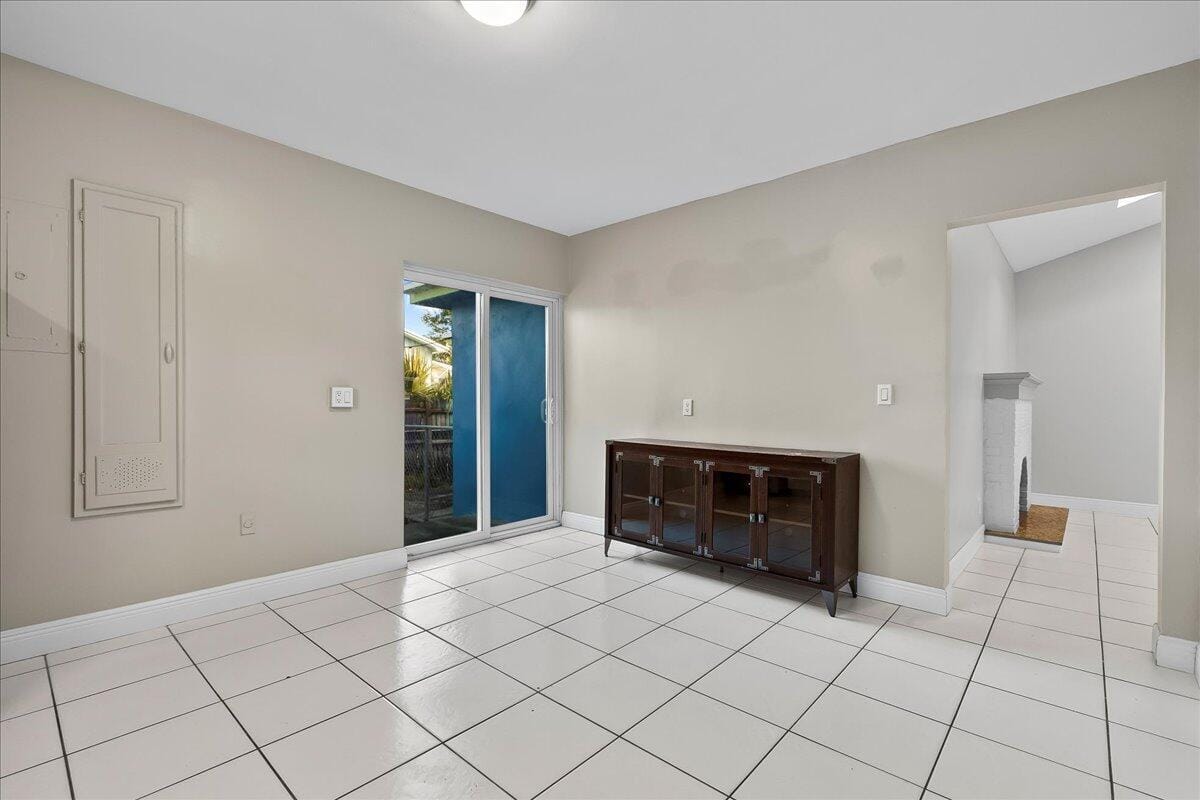 205 Palm Street — photo 10