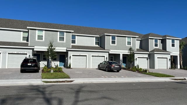 2565 Penguin Boulevard, Davenport, FL 33837