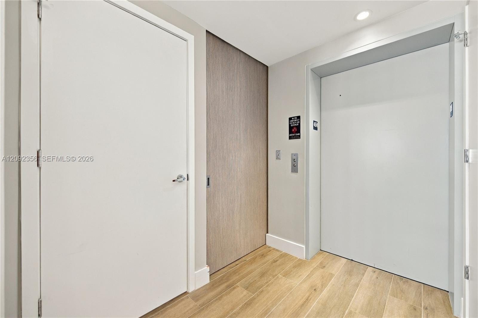 1010 Brickell Avenue 4503, Miami, FL 33131 photo 2