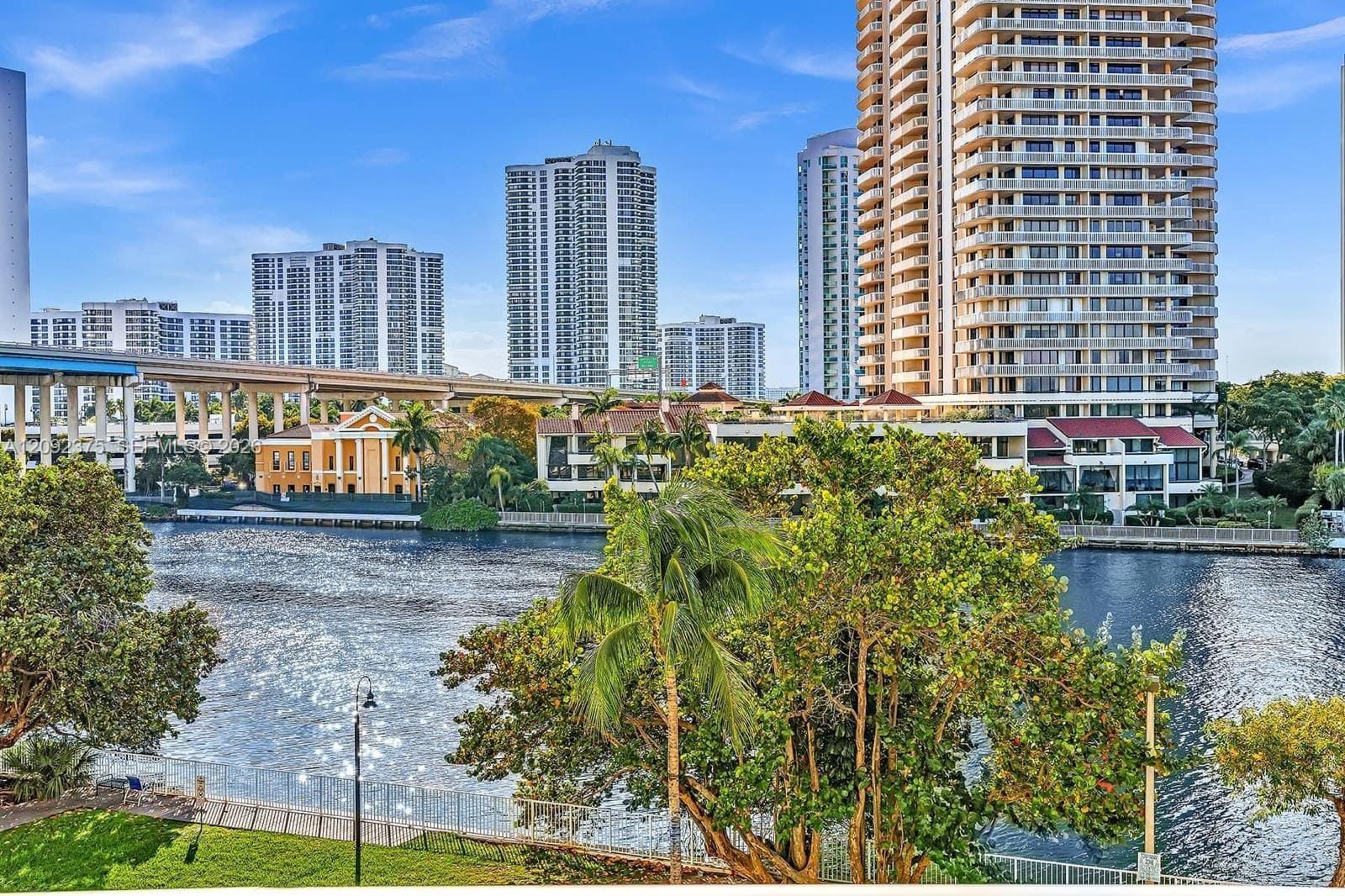 19390 Collins Avenue 421, Sunny Isles Beach, FL 33160 photo 8