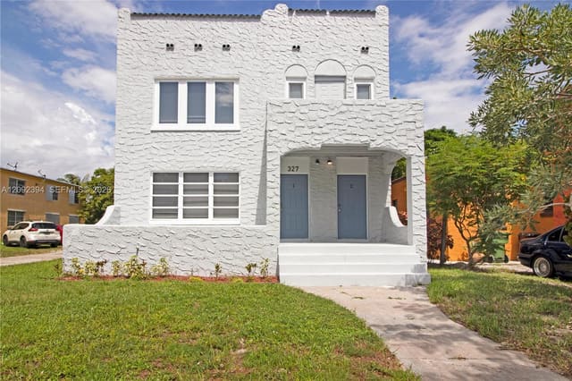 327 SW 20th Street, Fort Lauderdale, FL 33315