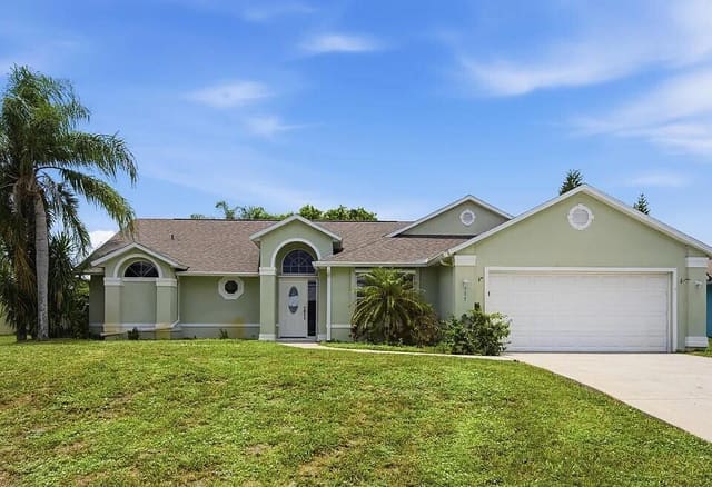 107 Keystone Drive, Sebastian, FL 32958