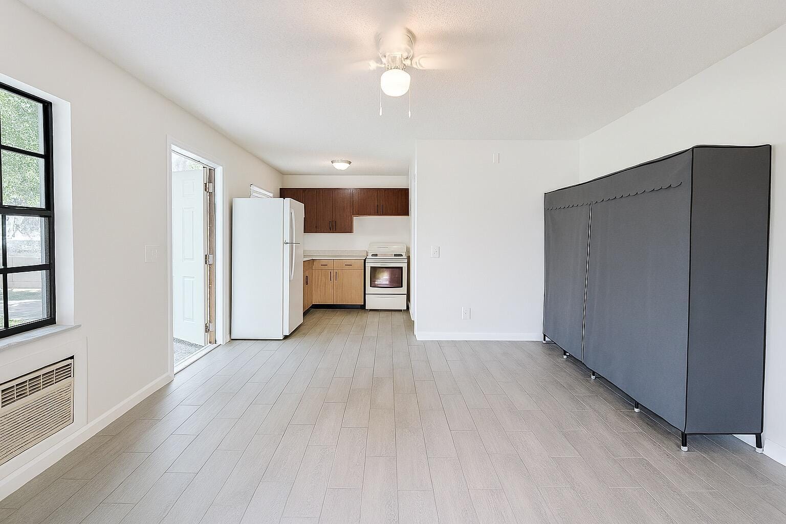3539 Melaleuca Lane, Lake Worth, FL 33461 photo 6