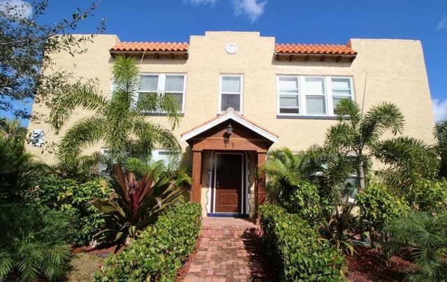 815 Upland Road 7, West Palm Beach, FL 33401