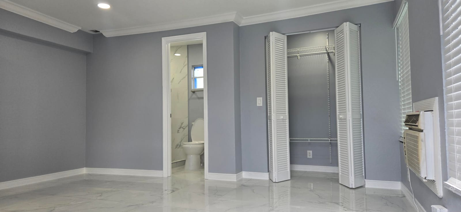 1408 W BROOME Street — photo 4