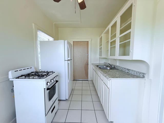 2010 Broward Avenue 12, West Palm Beach, FL 33407