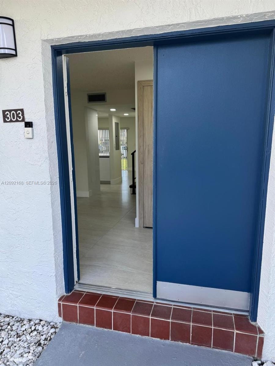 9430 SW 170th Street 303 — photo 2