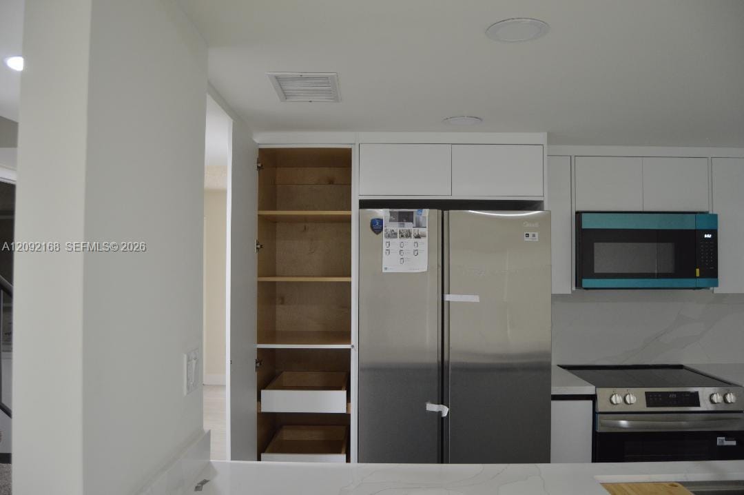9430 SW 170th Street 303 — photo 6