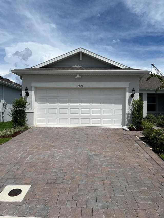 1893 Spring Shower Circle, Kissimmee, FL 34744