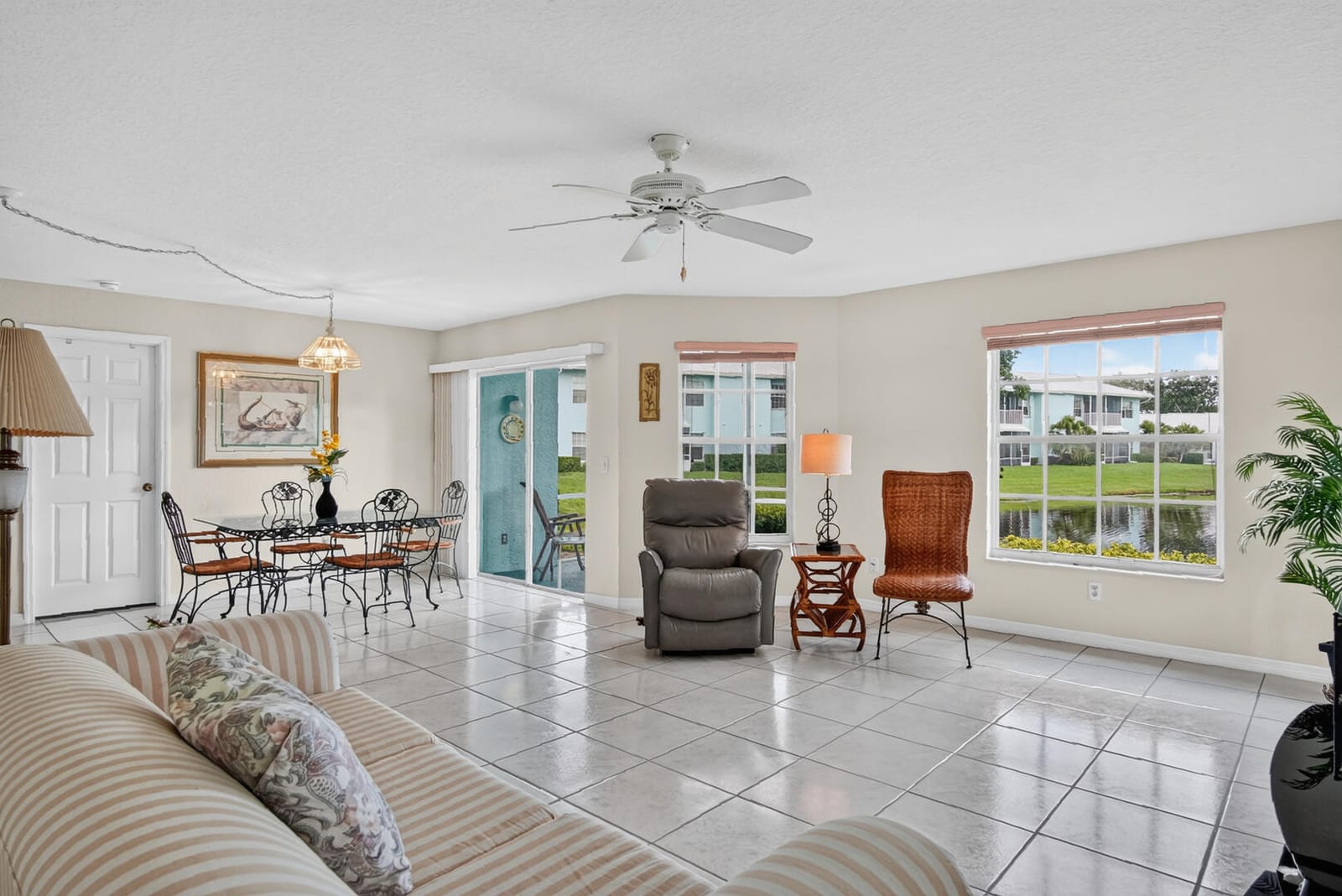 1120 Swan Lake Circle 1402, Port St. Lucie, FL 34986 photo 12
