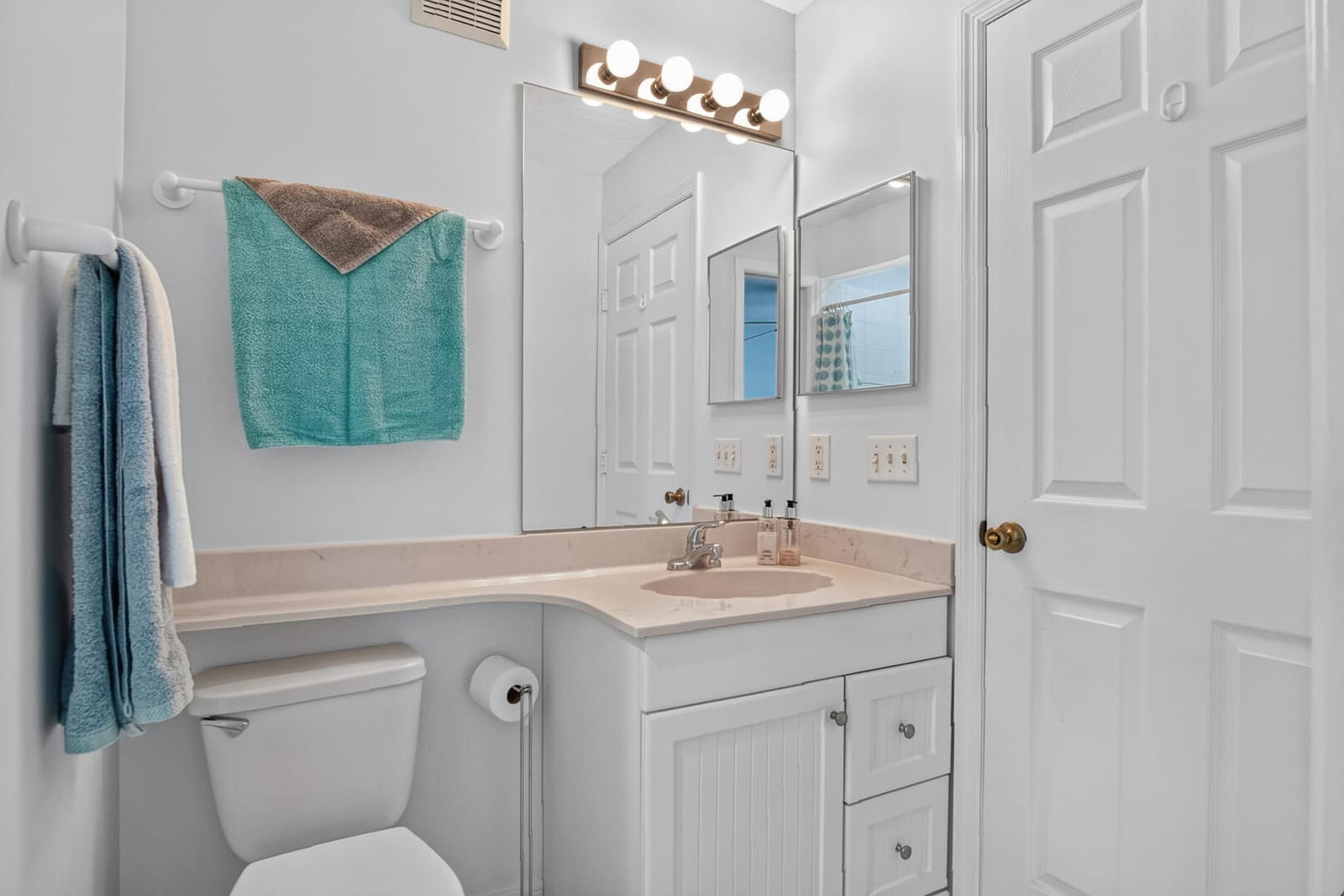 1120 Swan Lake Circle 1402, Port St. Lucie, FL 34986 photo 19