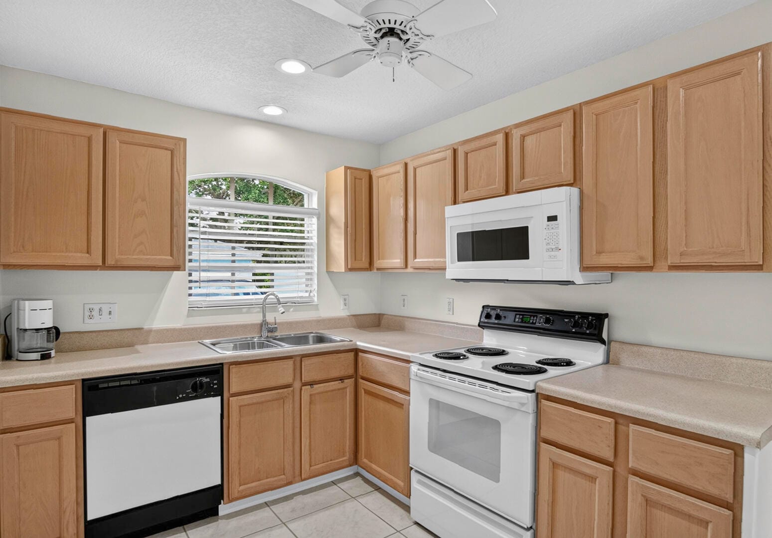 1120 Swan Lake Circle 1402, Port St. Lucie, FL 34986 photo 8