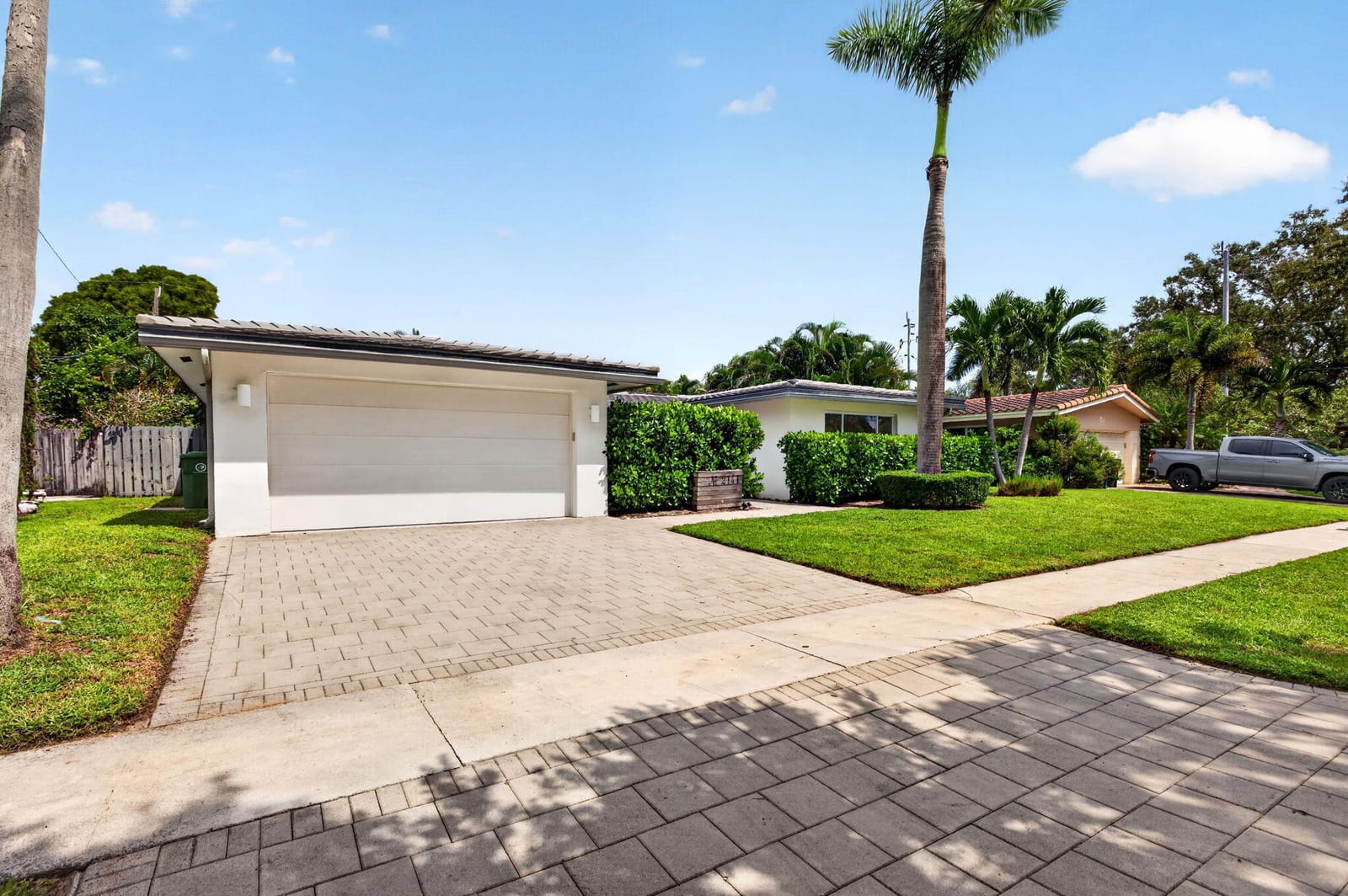 2141 NE 62ND Court, Fort Lauderdale, FL 33308 photo 2