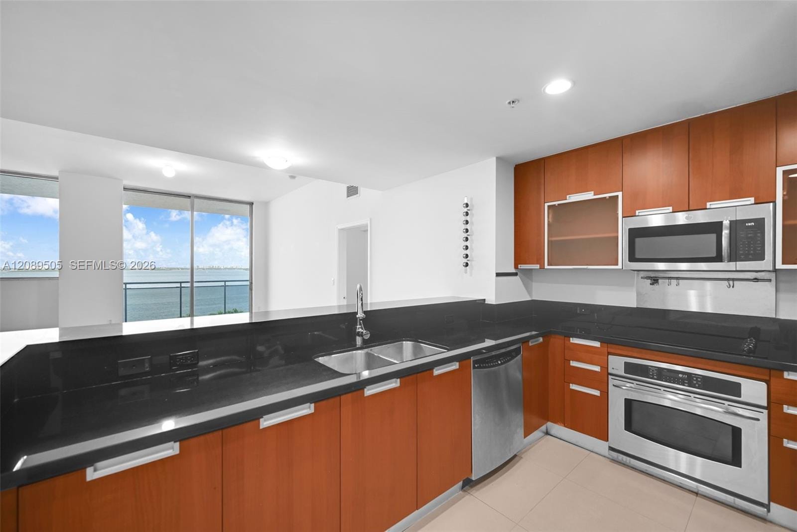 7901 Hispanola Avenue 909, North Bay Village, FL 33141 photo 26
