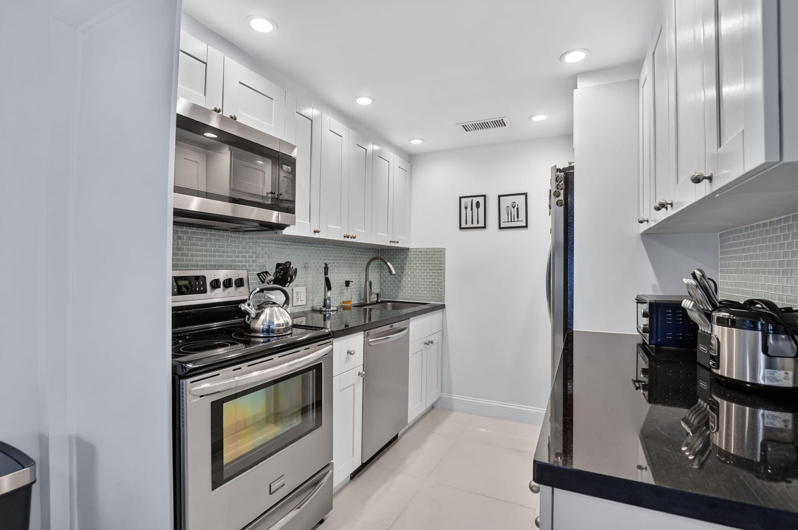 1061 EXETER D, Boca Raton, FL 33434 photo 9